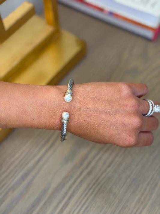 Twist Pearl Cuff