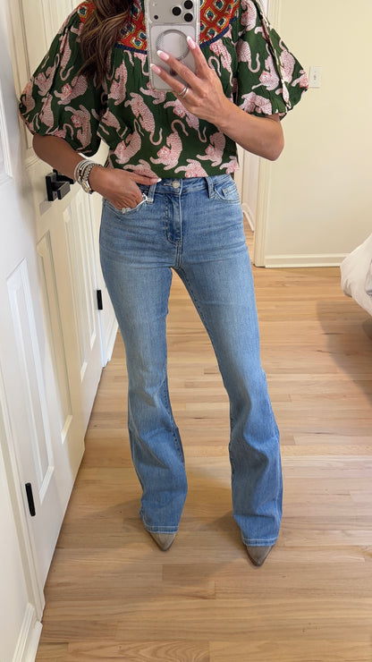 Vervet Classic Flare Jeans